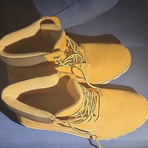 Timberland Boots Tan 7.5
